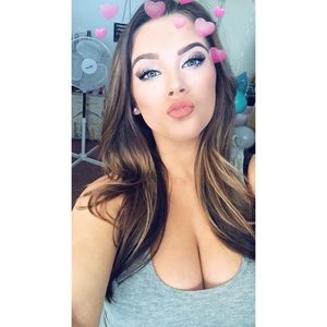 Meet your Posher, Bethany